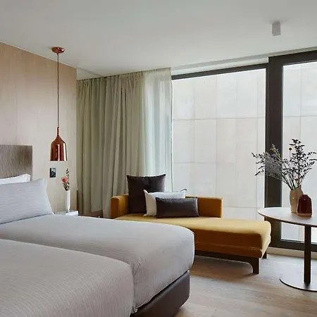Otel Me Barselona