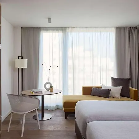 Otel Me Barselona