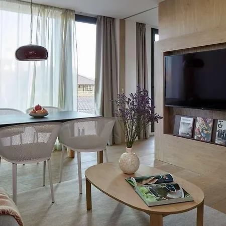 Me Otel 5*