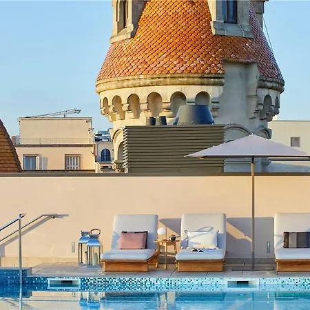 Me Hotel 5*